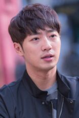 Lee Sang-yeob