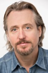 Linus Roache