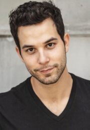 Skylar Astin