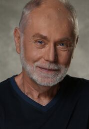 Robert David Hall