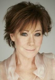 Zoë Wanamaker