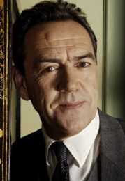 Robert Lindsay